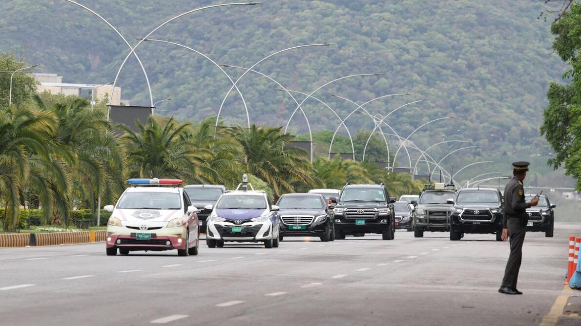 US-Israel in Hormuz Strait bula Iran port city kap; Houthi helpawlin Iran puiin Israel an bei