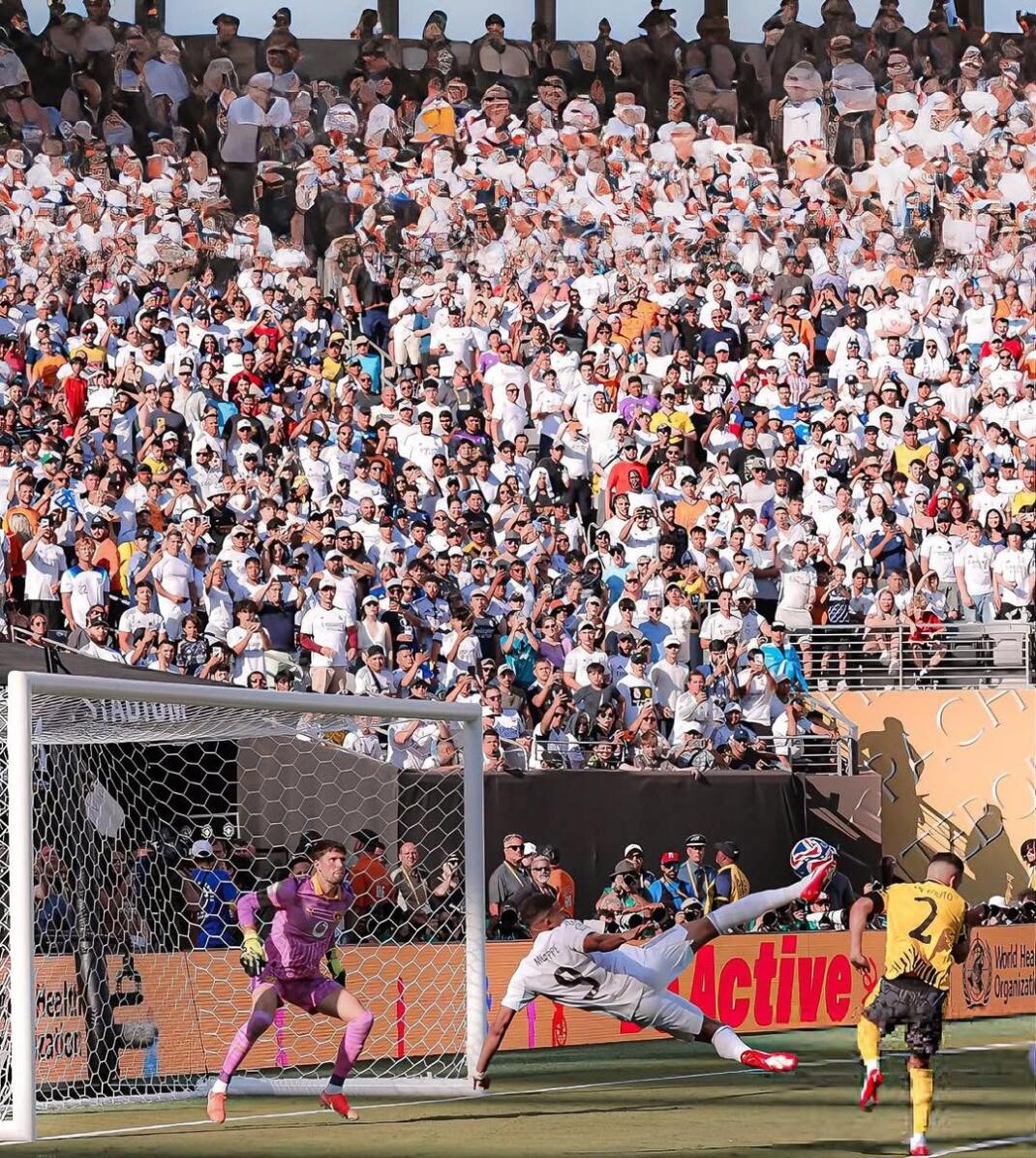 FIFA Club World Cup-ah star rual inlan dawn; Paris Saint-Germain vs Real Madrid