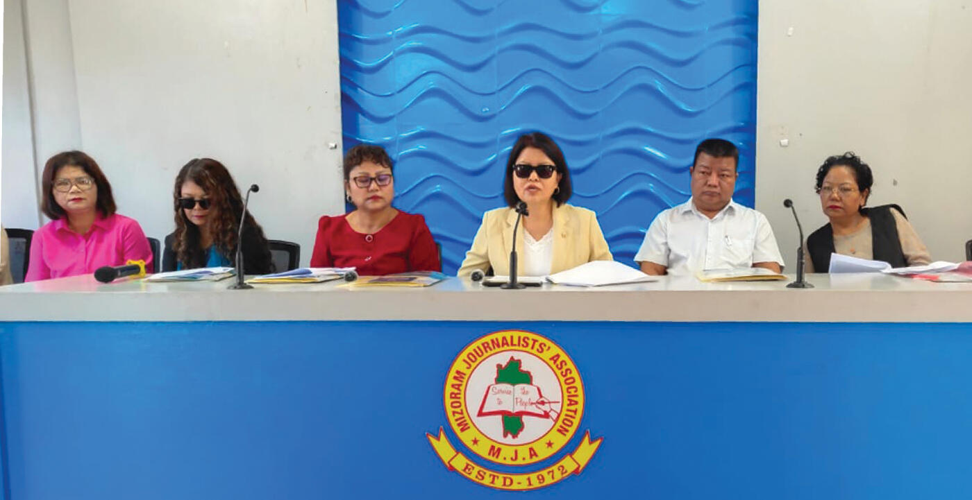 Minister-in health clinic sak a sawifiah; 'Cancer hospital ṭha zawk kan buaipui mek' - Health Minister
