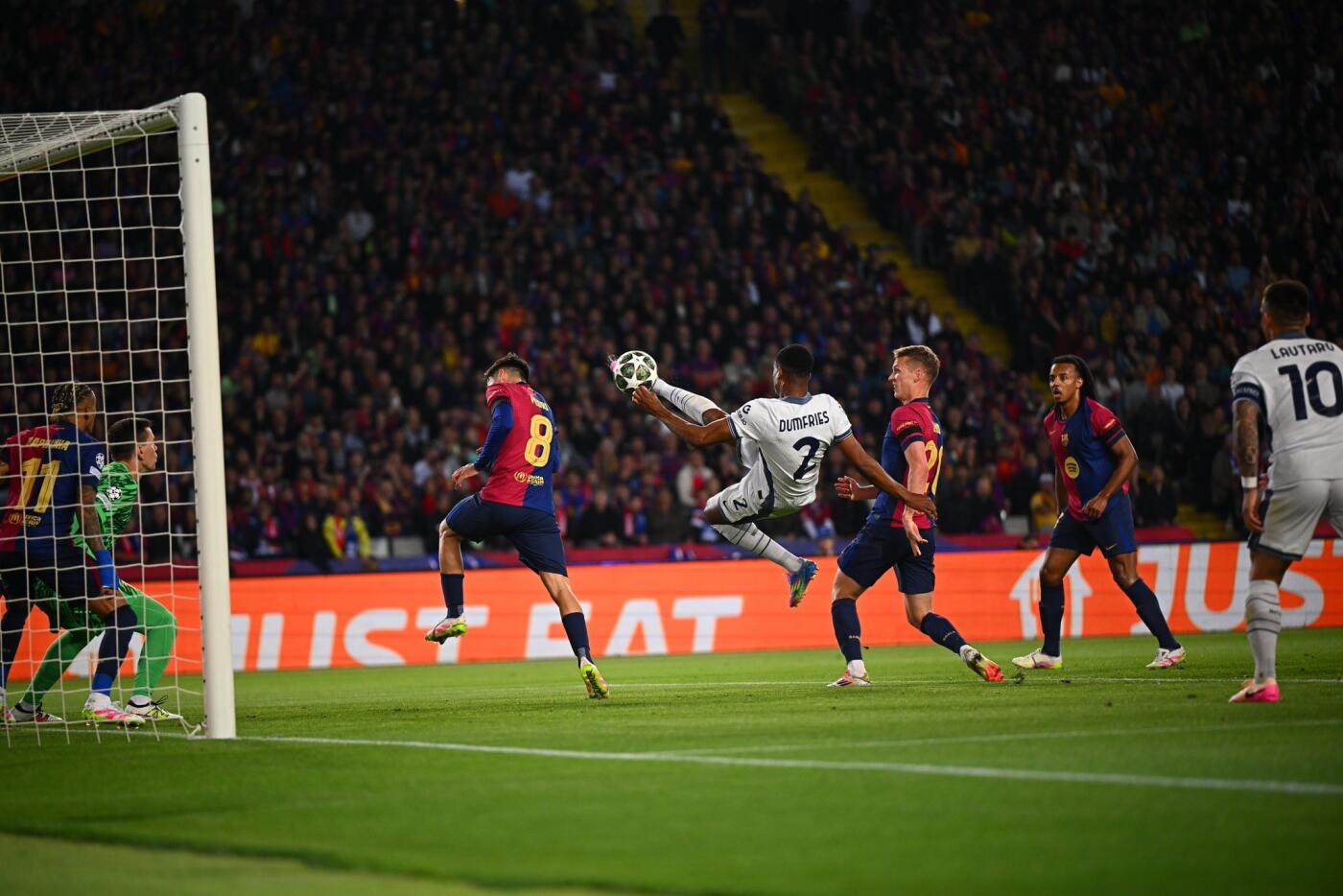 Barca 3 - 3 Inter: Inkhel hmuhnawm chu!
