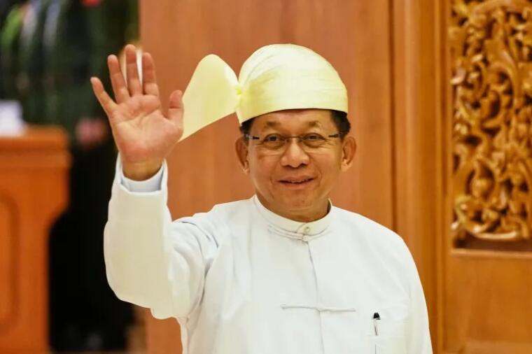 Myanmar President atan Min Aung Hlaing  la lut