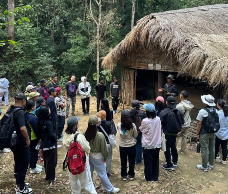 Thla 10 chhungin khualzin 8,01,187 an awm; Ram dang khualzin zingah Myanmar mi tam ber