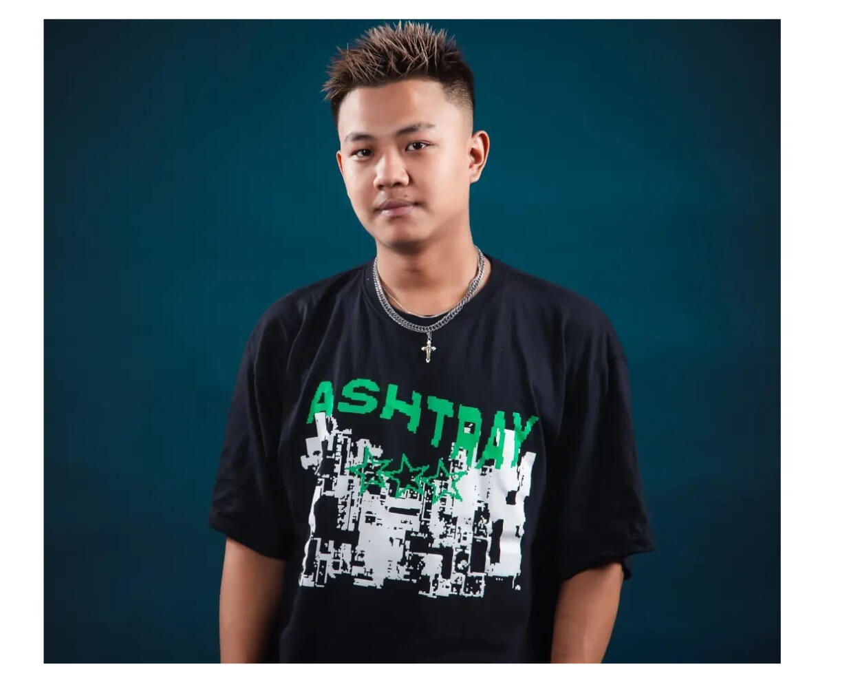 G.I.G Motors: Ṭhazual Lengzem chart-ah Guru Gee-a 'Elina' a mawi ber