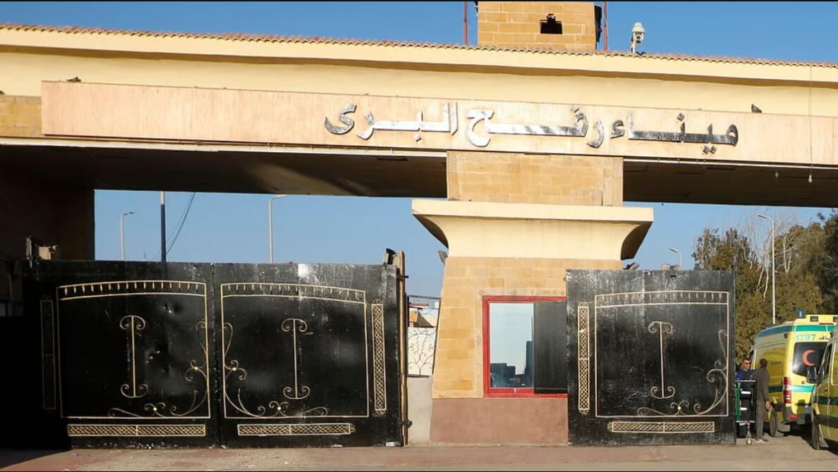 Israel-in Rafah crossing a hawng