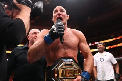 Strickland-a'n Khamzat Chimaev a hneh! Sean Strickland chu UFC middleweight champion a ni leh ta