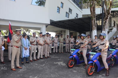 DGP-in police-te hman tur electric scooter 15 a vailiam