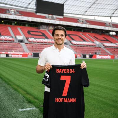 Hofmann-a'n Leverkusen a zawm