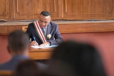 Madagascar President thar atan sipai hotu Randrianirina la lut