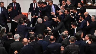 Turkey Parliament-ah member-te intibuai