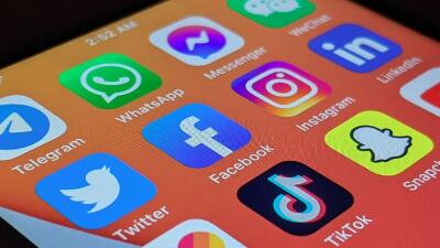 Australia-in social media khapna zawm ṭha loah company-te puh