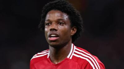 PSV-ah Malacia a kal