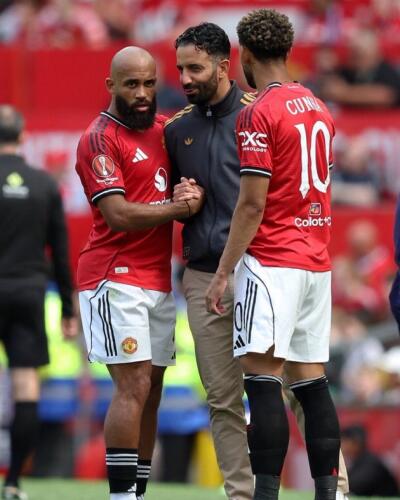 Buainain a bawm United hmaah Burnley