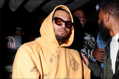 Chris Brown-in man a tawk leh ta