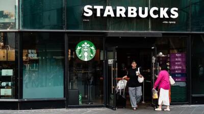 Starbucks Korea-in 'Tank Day' campaign vangin CEO ban