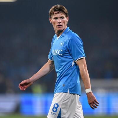 Napoli-in McTominay thlun ngheh tum