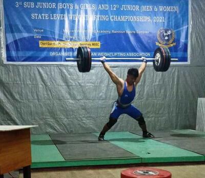 Weightlifting inelna a hnai