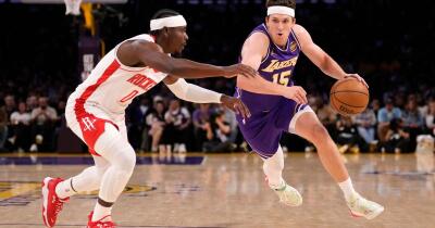 Reaves-a'n Lakers chakpui zo lo