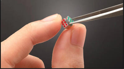 Japan-ah khawvela Rubik's  Cube te ber siam chhuak.