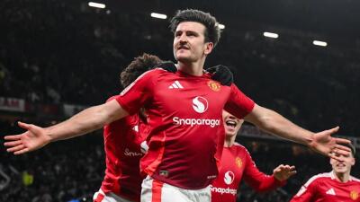 Nomawi la beisei United leh Spurs