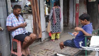 Social media platform tan AI rules tikhauh