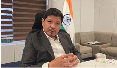 Awmze nei loa thawktu lak avangin  district council pahnihin sumah harsatna tawk : Meghalaya CM