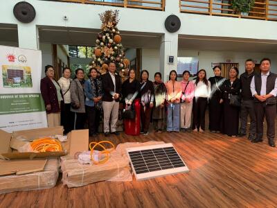 Loneitute solar sprayer sem an ni