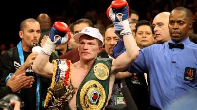 Boxer ropui  Ricky Hatton a thi