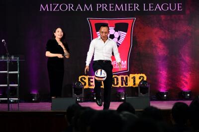John Lalpeka'n MPL12 a pet hawng