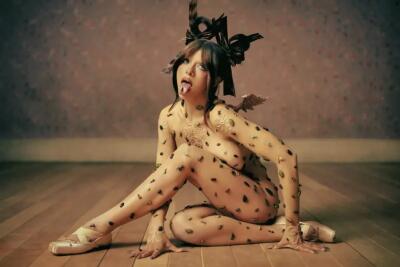 Fan-te duh ber Melanie Martinez ‘POSSESSION’