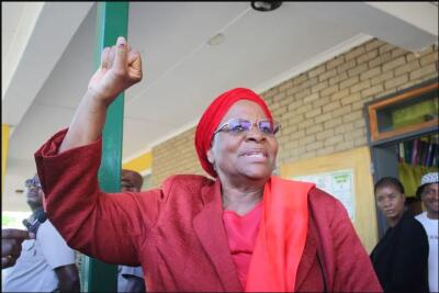 Namibia-in a vawi khatna atan hmeichhe President nei dawn