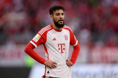 Hammers-in Bayern defender la dawn