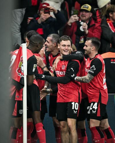 Leverkusen-in  Bayern an um zel