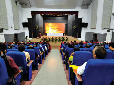 ZPM-in an policy an tlangzarh ; Sorkarna siam kan inbeisei - ZPM President