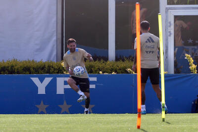 Messi-a'n an ram team a zawm