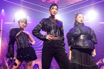 HUNTER/X "Golden"-in record thar siam