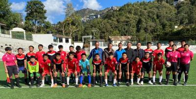 Jr Boys Football ṭan a ni ta