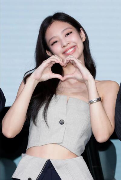 Billboard-ah BLACKPINK Jennie-i'n record a siam