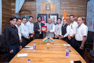 Governor-in PIB Press Tour Team-te a kawm