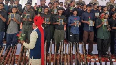 Chhattisgarh-ah Maoist mi 210 inpe leh