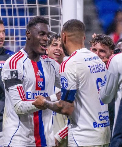 UCL beiseitu Lyon an chak