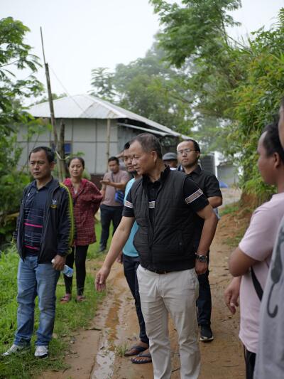 Minister-in Sesawng tlawh