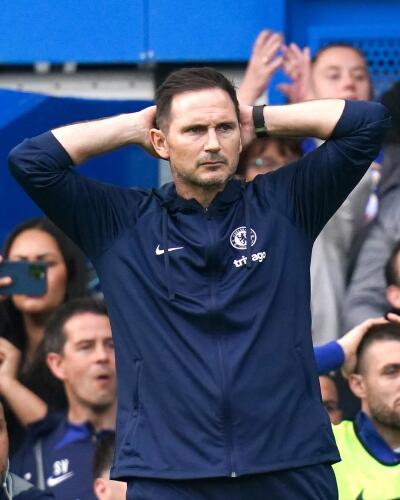 A zawna vawi thum chak lo Chelsea