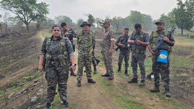 Jharkhand-ah Maoists top commander kap hlum