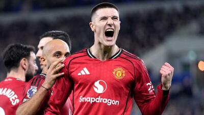 Man United mikhual tur Palace