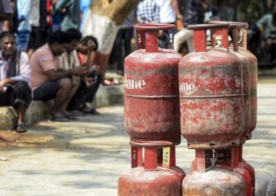 Meghalaya : Sorkar laipuiin commercial LPG pek chhuah 70% ah tipung