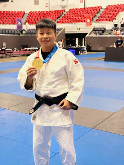 World Police C'ship-ah Lalhumhimi'n gold medal la