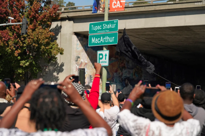 Oakland kawtthler 'Tupac Shakur Way' tiin phuah