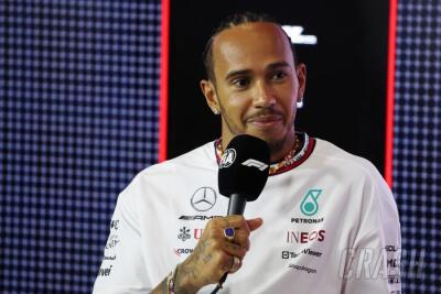 Mercedes laka rinna nghattu Hamilton
