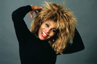 Queen of Rock ‘n’ Roll Tina Turner a fam ta