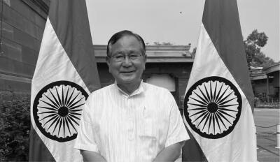 Manipur: Minister hluiin UGC heritage course-ah Manipur ṭawng telh phut